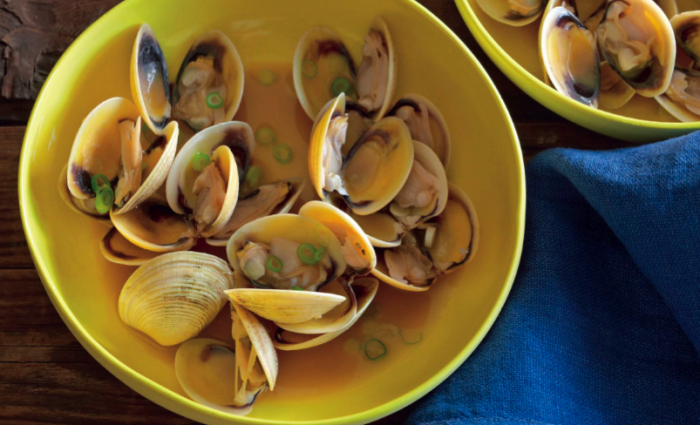 Sake-Steamed Clams With Soy Butter Recipe