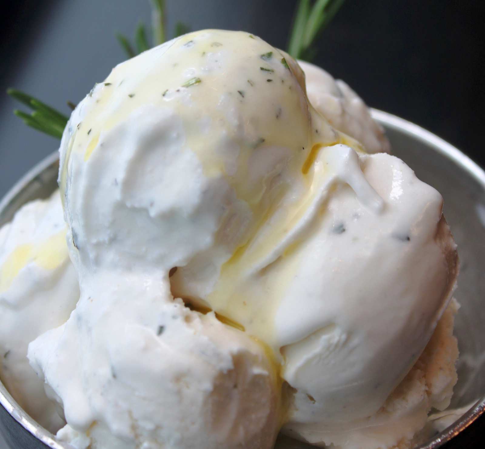 The Secret To Incredible Vanilla Bean Gelato? Just Add Olive Oil