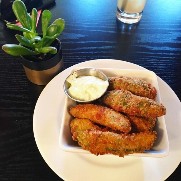 Hyperion Public_AvocadoFries_Erin Frederick