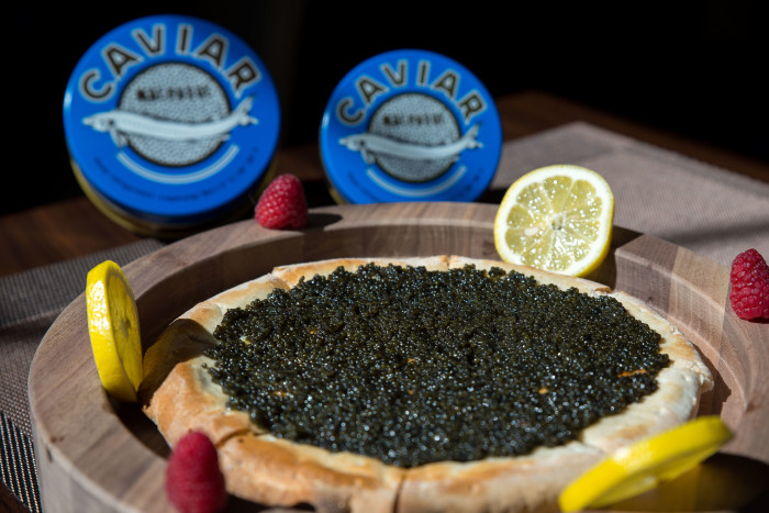 Caviar Pizza