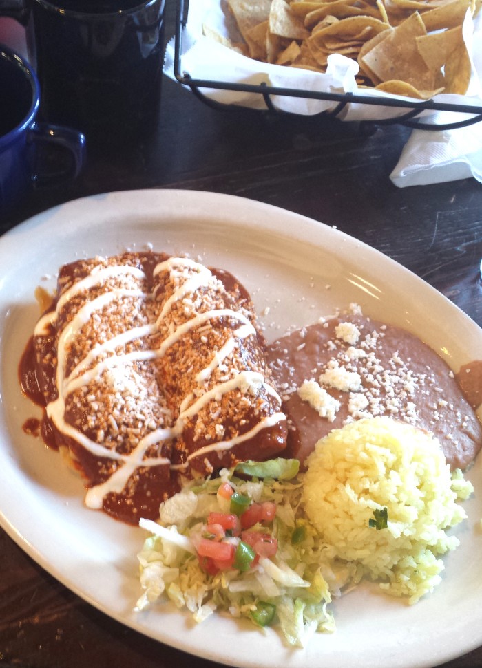 Chicken-Mole-at_Adelitas-by-Linnea-Covington