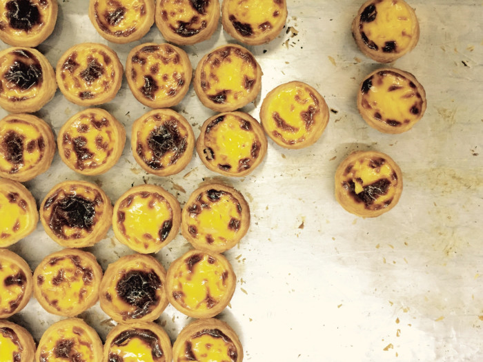 Chinese egg tarts with Portuguese flair. (Photo: Keith Flanagan.)