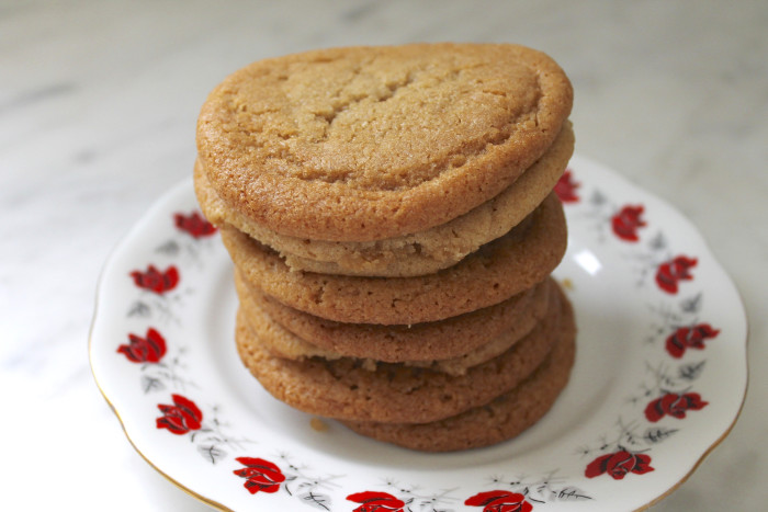 vegan brown butter cookies.
