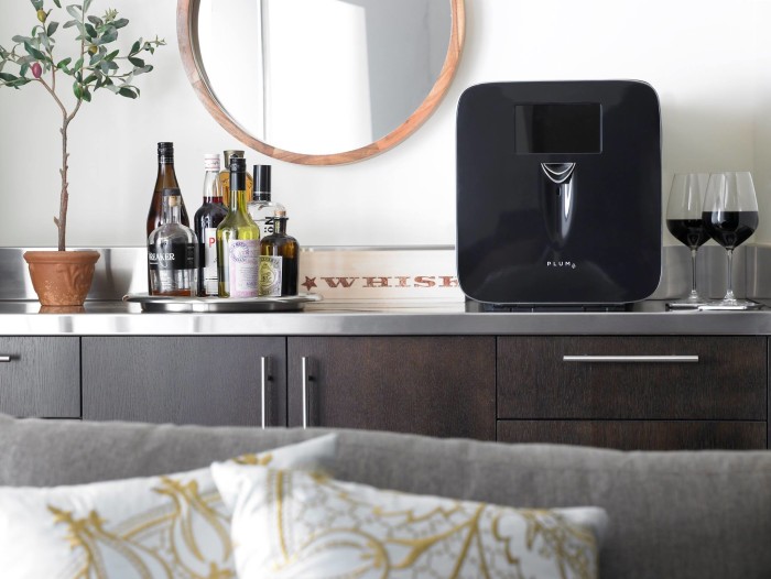 automated wine device