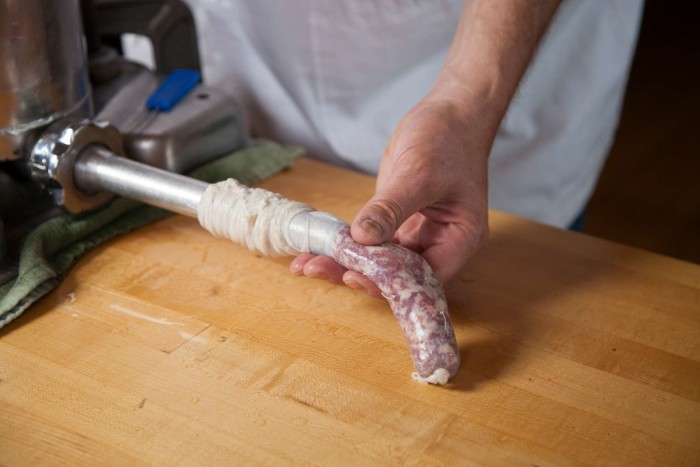 Uli's Sausage__7