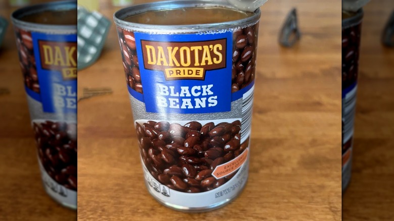 Can of black beans