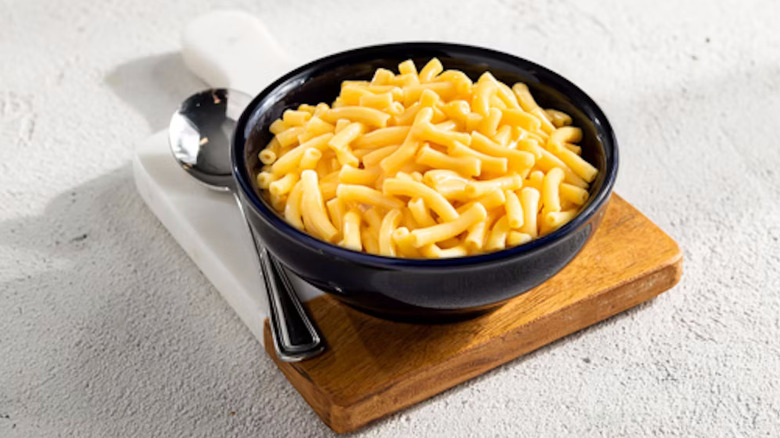 Didh of Chili's mac and cheese