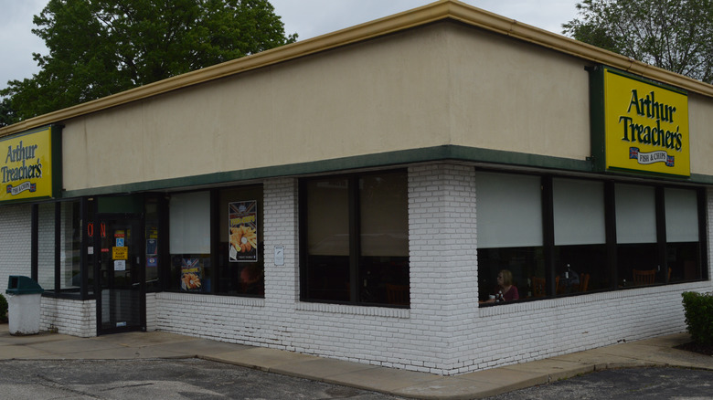 Arthur Treacher's Fish & Chips outpost in Cuyahoga Falls, Ohio