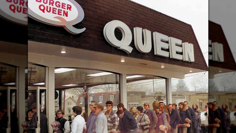 exterior of Burger Queen