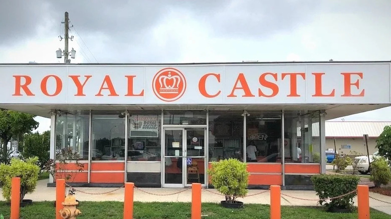 Royal Castle storefront