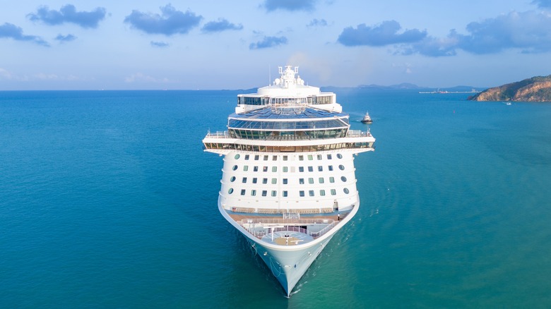 Cruise ship