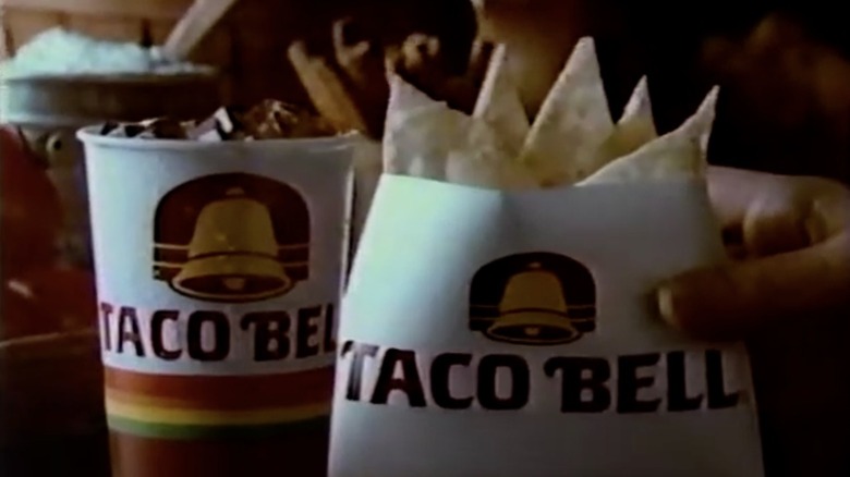 Taco Bell Cinnamon Crispas served with a soft drink