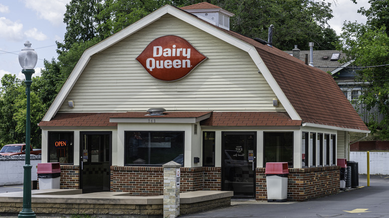 Older model Dairy Queen restaurant