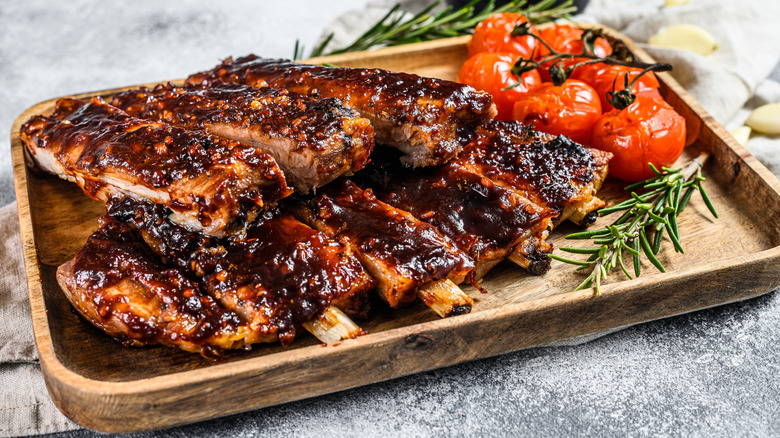 Barbecued ribs