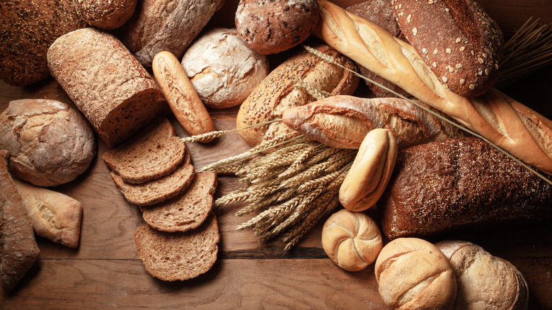 Various loaves and slices of bread