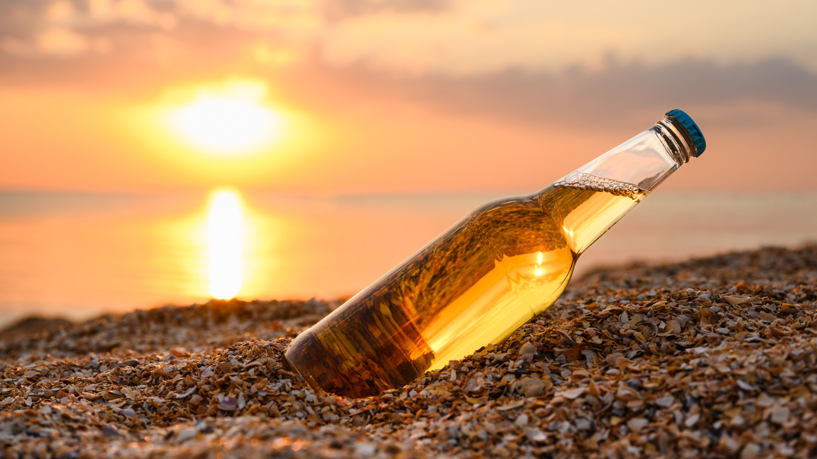 <a href="https://www.foodrepublic.com/1943343/once-popular-beers-nearly-impossible-to-find/" target="_blank">10 Once-Popular Beers That Are Nearly Impossible To Find Anymore</a>