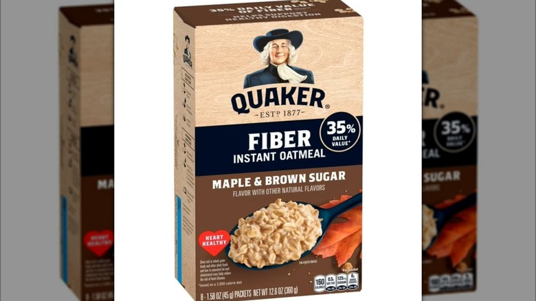 Box of Quaker Fiber Instant Oatmeal