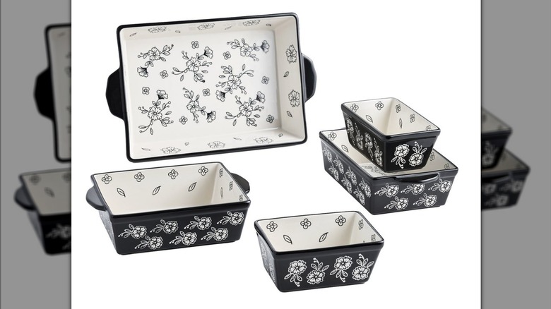 Farmhouse Floral 5-Piece Oven to Table Set.