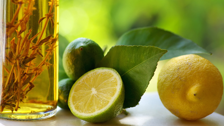 vinegar and lemon