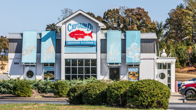 The exterior of a Captain D's Seafood Kitchen unit