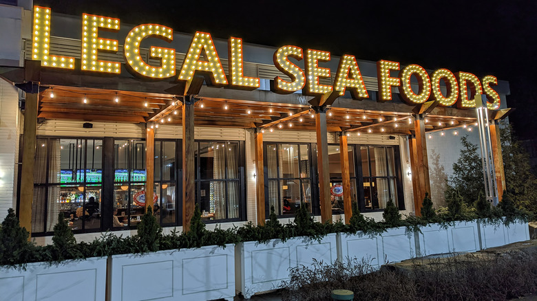 The exterior of a Legal Seafoods locations in Peabody, Massachusetts