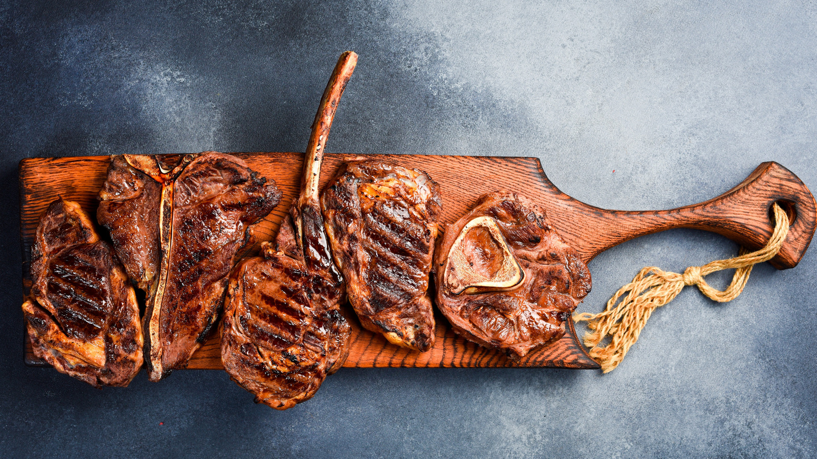 <a href="https://www.foodrepublic.com/1808287/best-regional-steak-dishes-need-try/" target="_blank">11 Regional Steak Dishes You Need To Try</a>