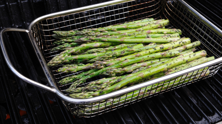 Asparagus in grill basket