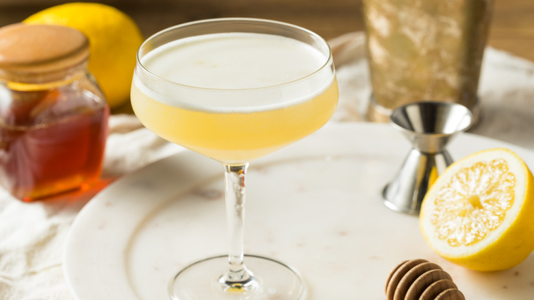 honey cocktail