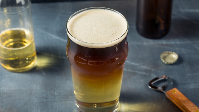 pint of beer with apples