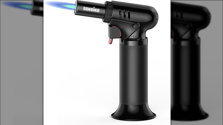 A Sondikoblowtorch turned on.