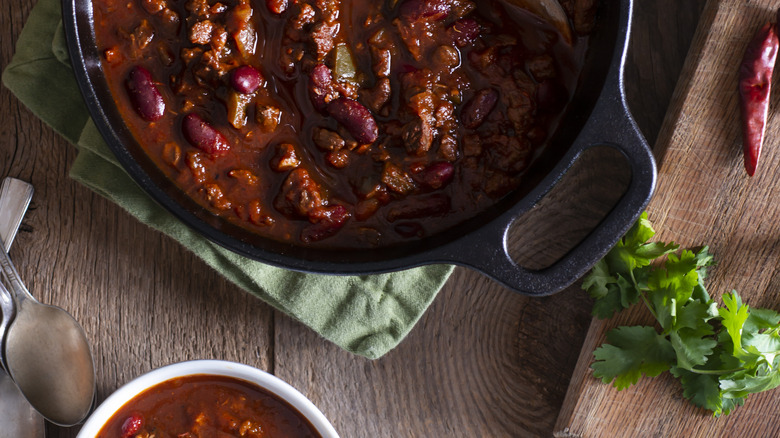 chili with cilantro