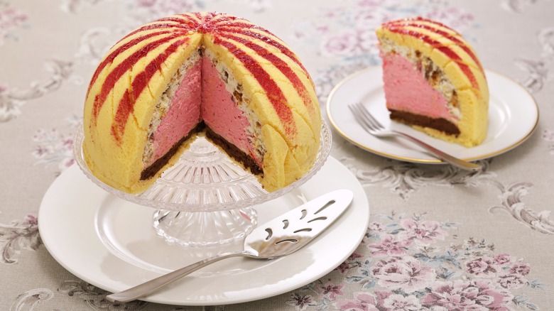 Zuccotto cut into slices to be served