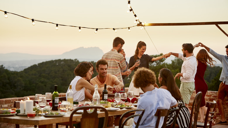 friends enjoying food