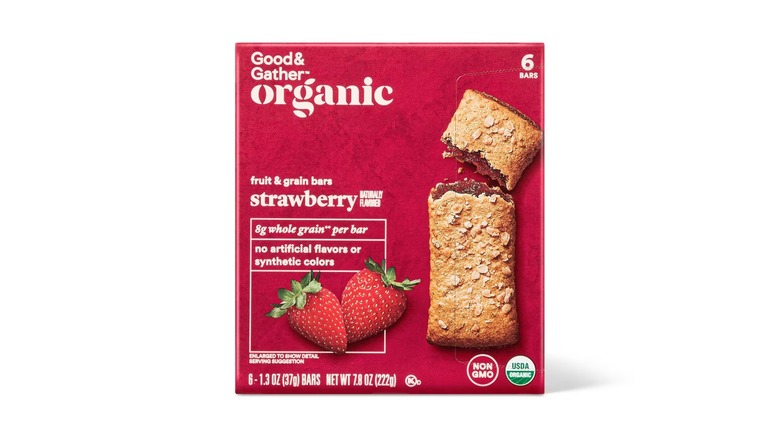 Good & Gather Organic Whole Grain Strawberry Fruit & Grain Bars from Target.