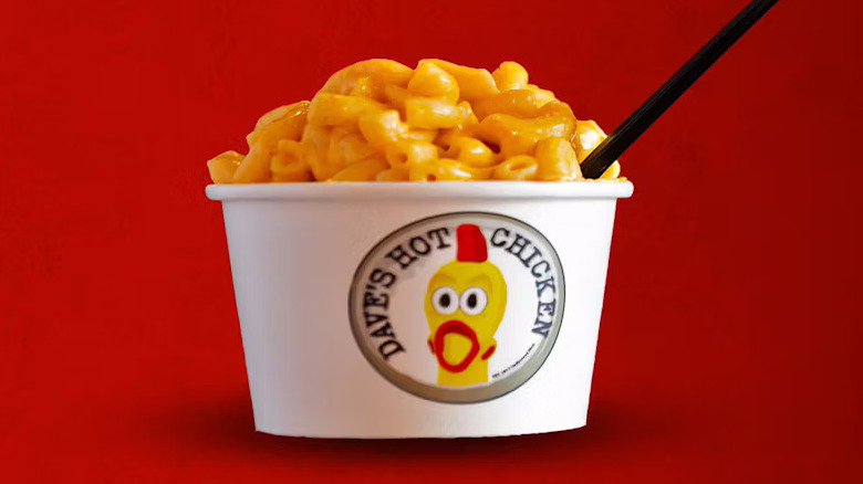 Dave's Hot Chicken macaroni