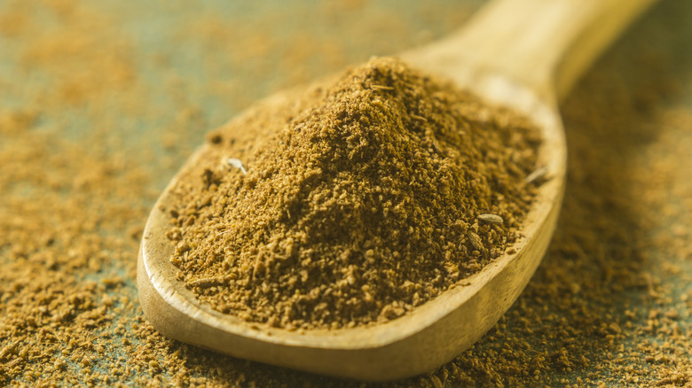 scoop of cumin