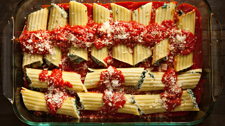 dish with manicotti and marinara