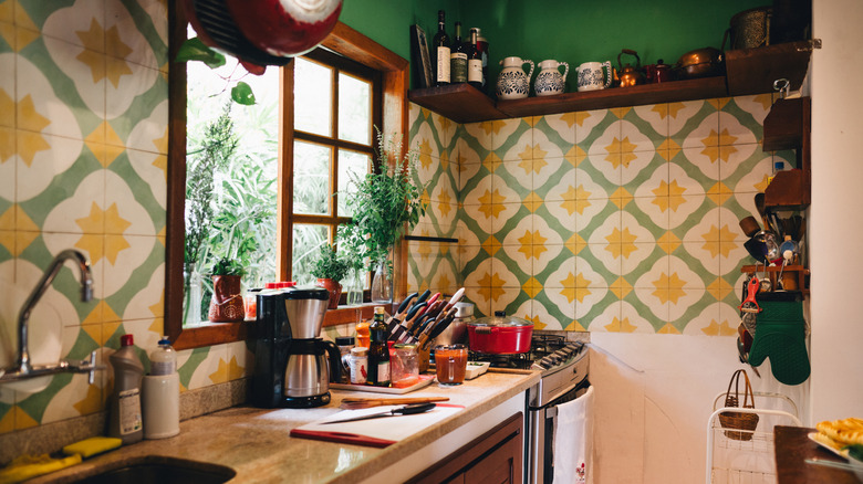 green and yellow kitchen wallpaper