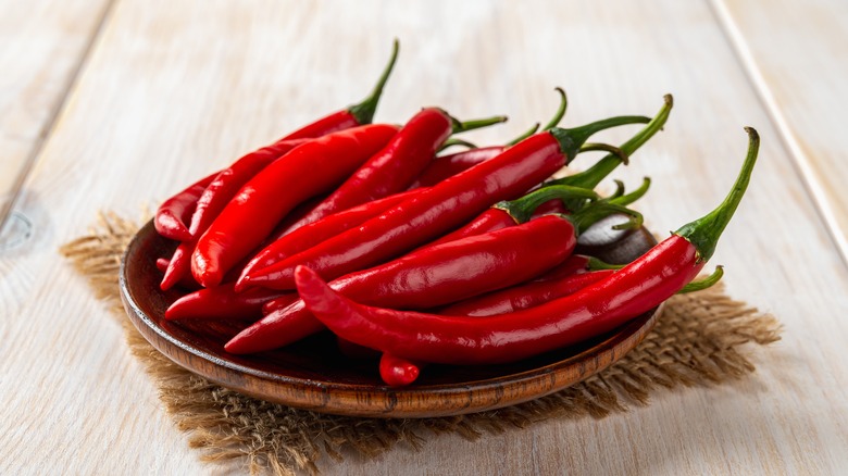 pile of red chiles