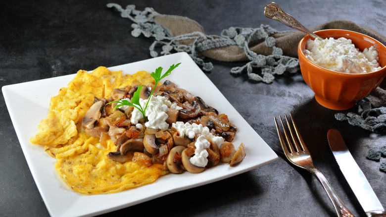 eggs and cottage cheese