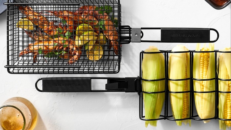 The non stick corn basket on the grill