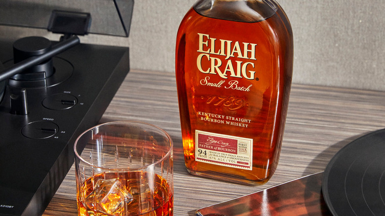 elijah craig bottles on barrel