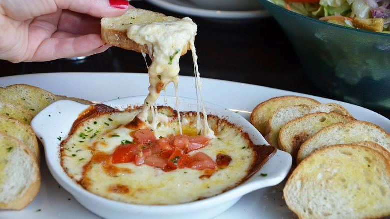 Mozzerella Fonduta with bread slices