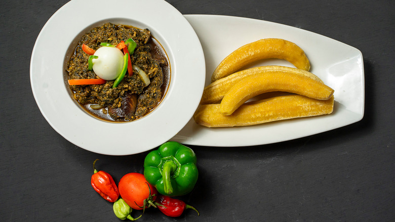 Ghanaian stew with fufu and plantains