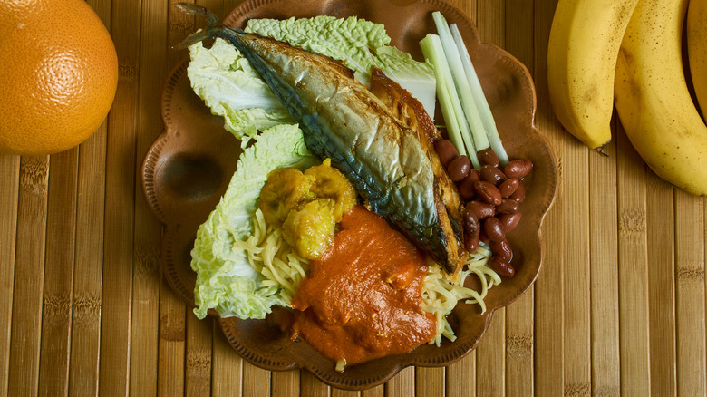 kenkey with fried fish
