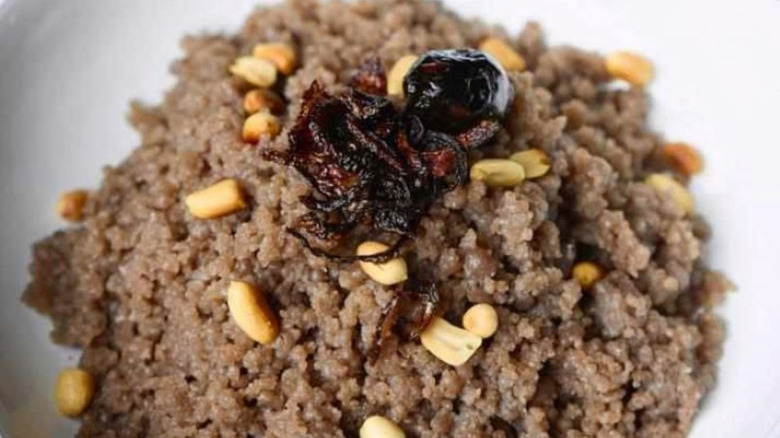 Plate of wasawasa with ground nuts