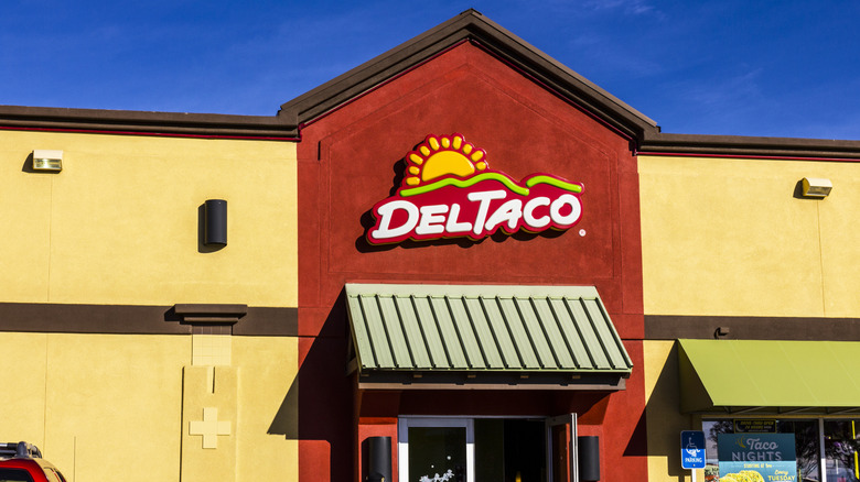 Del Taco restaurant from the outside on a sunny day