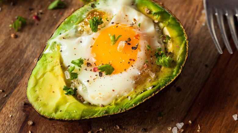 baked egg on avacado