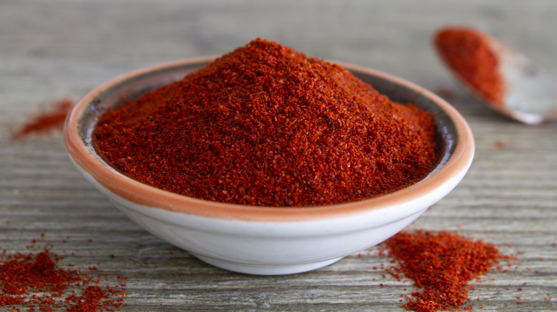 White dish of paprika