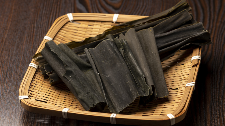 kombu on basket